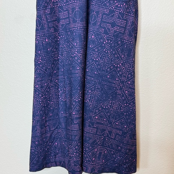 Prana Navy Blue with Pink print size 4 - Picture 8 of 13